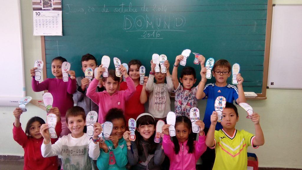 DOMUND 2016 SAL DE TU TIERRA La clase de Religión